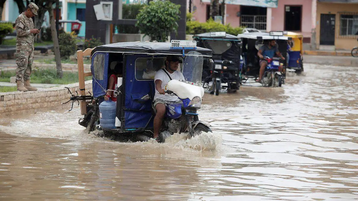 Inundaciones al norte de Perú dejan al menos 58 muertos y 8 mil damnificados